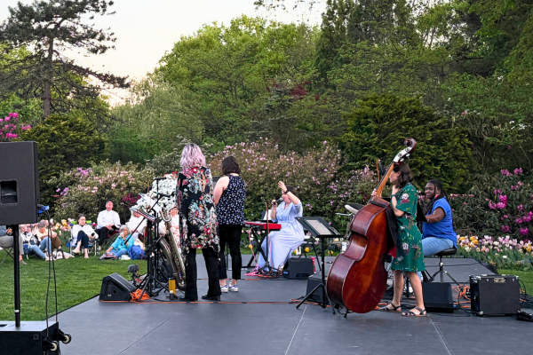 Image of Amy K Bormet and her quintet from her 2025 performance at Hillwood.