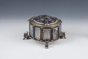 BOX