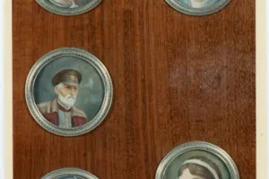 FRAME WITH MINIATURES OF EMPEROR NICHOLAS II AND HIS FAMILY (LATER ADDITIONS)