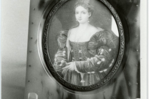 FRAME WITH PORTRAIT OF A WOMAN