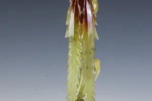 FIGURINE OF TWO BIRDS (ONE OF TWO)