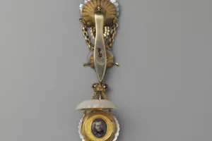 PENDANT WATCH