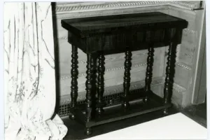 WRITING TABLE
