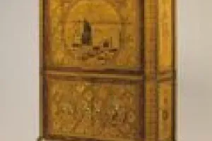 DROP-FRONT SECRETARY (SECRETAIRE À ABATTANT)