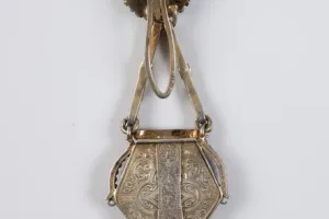 CHATELAINE