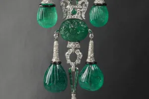PENDANT BROOCH