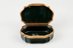 OVAL BOX