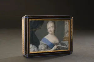 SNUFFBOX WITH MINIATURE OF EMPRESS ELIZABETH I