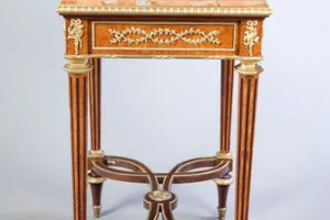 RECTANGULAR TABLE
