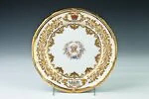 PLATE FROM A COPY OF A SERVICE MADE FOR QUEEN VICTORIA I, ONE OF 13