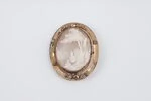 CAMEO BROOCH