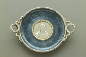 ROUND DISH