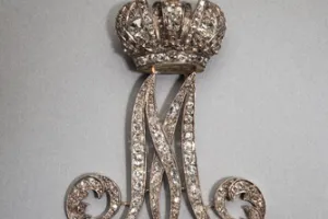 MAID OF HONOR CYPHER PIN
