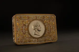 BOX WITH MEDAL OF NICHOLAS I