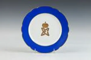 PLATE FROM A SERVICE WITH MONOGRAMS OF GRAND DUKE SERGE AND ELIZABETH, ONE OF 11