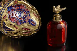 PERFUME BOTTLE