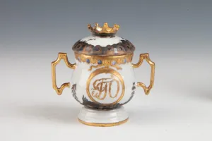 POTS-À-CRÈME FROM THE ORLOV SERVICE