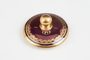 TEAPOT FROM A TEA AND COFFEE SERVICE
