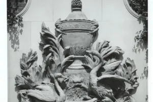 SWAN FOUNTAIN