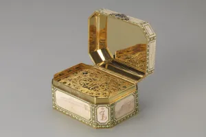 MUSIC BOX