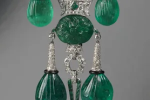 PENDANT BROOCH