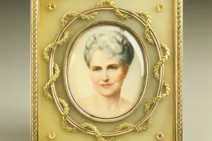 PORTRAIT OF MARJORIE MERRIWEATHER POST