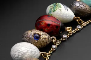 EGG NECKLACE