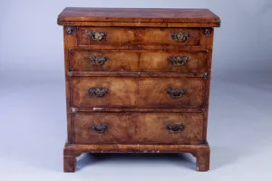 BACHELOR'S CHEST