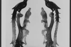 FIGURINE OF TWO BIRDS (ONE OF TWO)