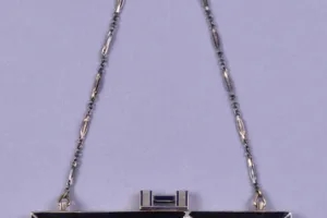 PURSE HANDLE