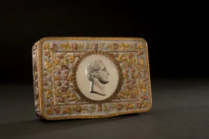 BOX WITH MEDAL OF NICHOLAS I