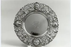DINNER PLATE (ONE OF 12)