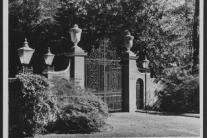 ENTRANCE GATES, MAIN ENTRANCE