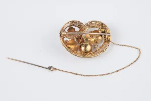 CAMEO BROOCH