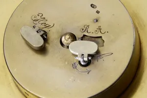 TABLE CLOCK