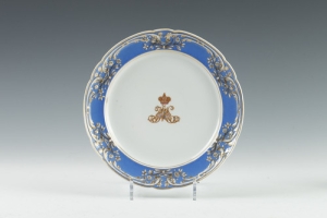 DINNER PLATE FROM THE SERVICE FOR THE TSAREVICH'S OWN DACHA, ONE OF FIVE