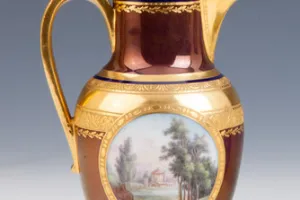 CREAMER FROM A TEA AND COFFEE SERVICE