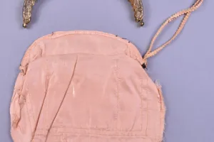 PURSE HANDLE AND SILK LINING