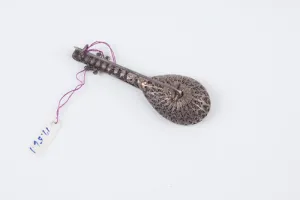 BROOCH
