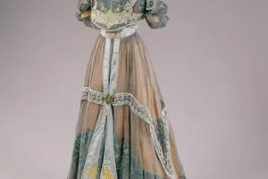 EVENING DRESS