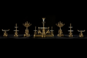 EPERGNE FROM A SEVEN-PIECE TABLE GARNITURE