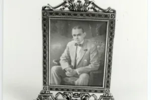FRAME WITH PHOTOGRAPH OF CAROLL POST