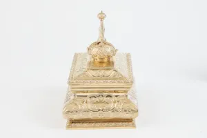 SOAP BOX WITH COVER AND WIRE LINER FROM A DRESSING TABLE SET