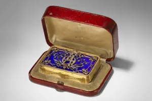 PRESENTATION BOX WITH CIPHER OF ALEXANDRA FEDOROVNA