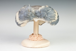 GRAY PILL BOX WITH GRAY AND WHITE FEATHERS