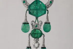 PENDANT BROOCH