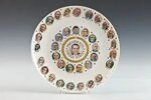 PLATE WITH IMAGES OF THE PRESIDENTS OF THE UNITED STATES, ONE OF 10