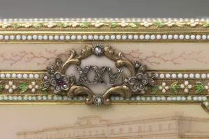 MUSIC BOX