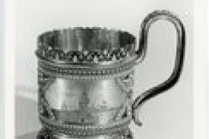 TEA GLASS HOLDER