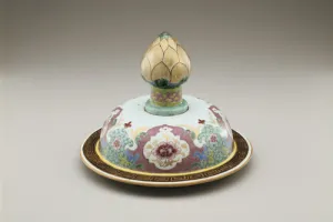 COVERED BALUSTER ("MADARIN") VASE ON "ROTHSCHILD" STAND (ONE OF TWO)